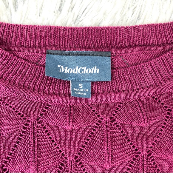 ModCloth Raspberry Looking Lively Open Weave Knit Sweater EUC - Picture 9 of 10